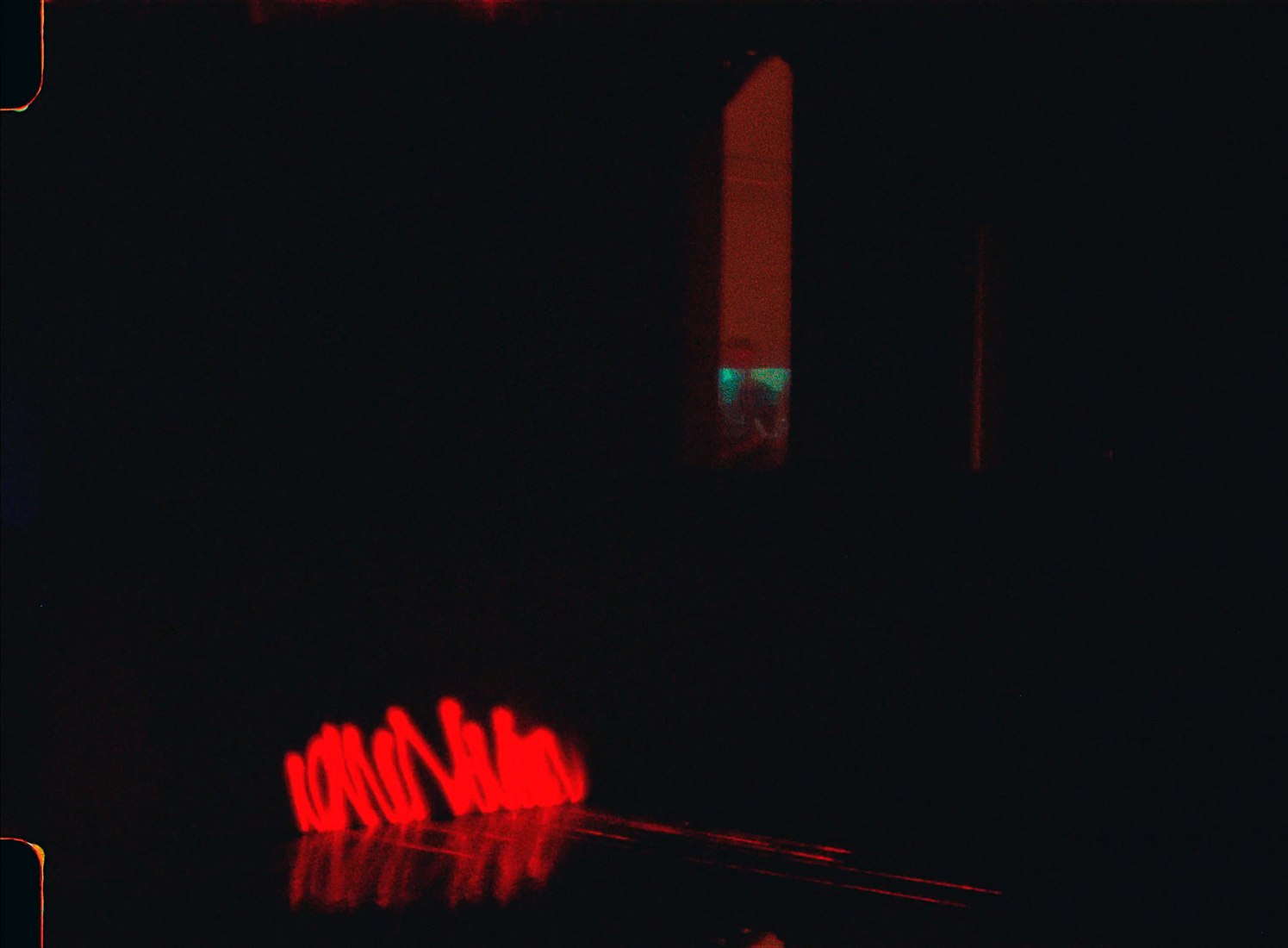 The Ceiling por Lewis Del Mar