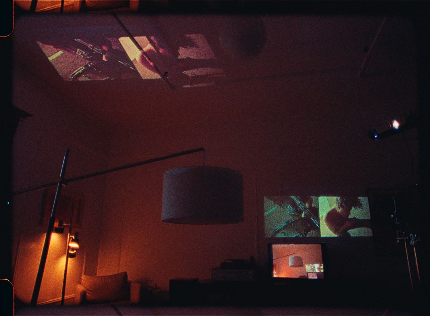 The Ceiling por Lewis Del Mar
