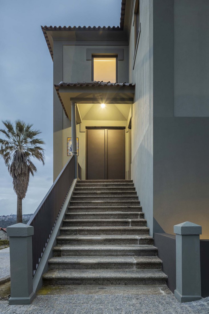 Casa verde por Liliana Maciel. Fotografía por Ivo Tavares Studio.