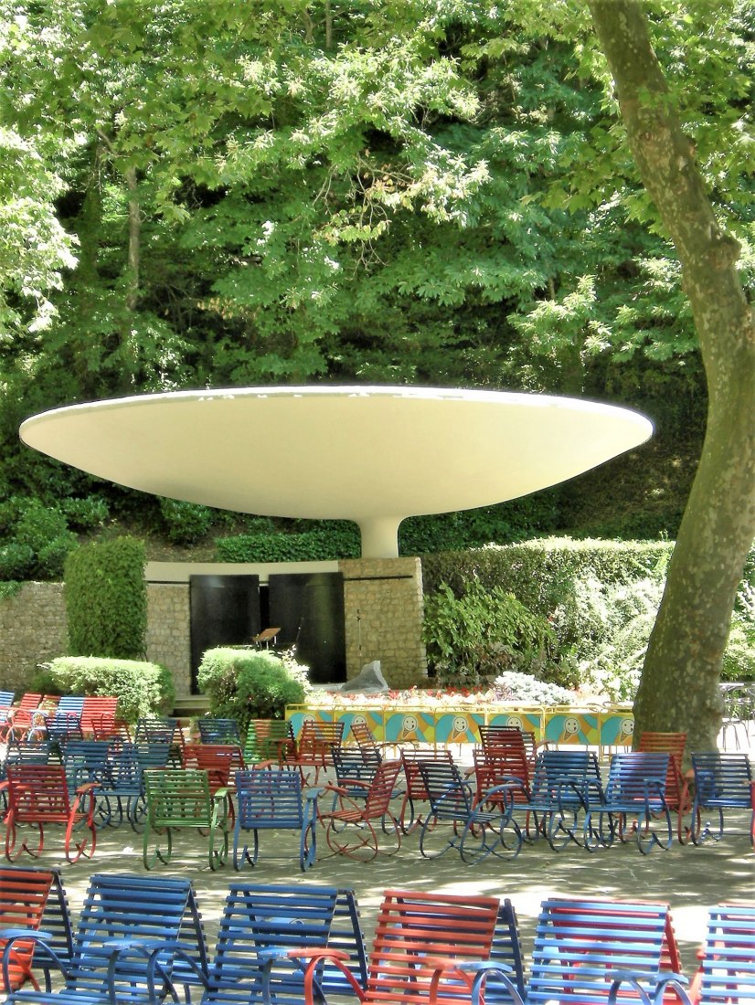 Bonifacio VIII thermal waters complex in Fiuggi by Luigi Moretti. Photograph by Eleonora Carrano