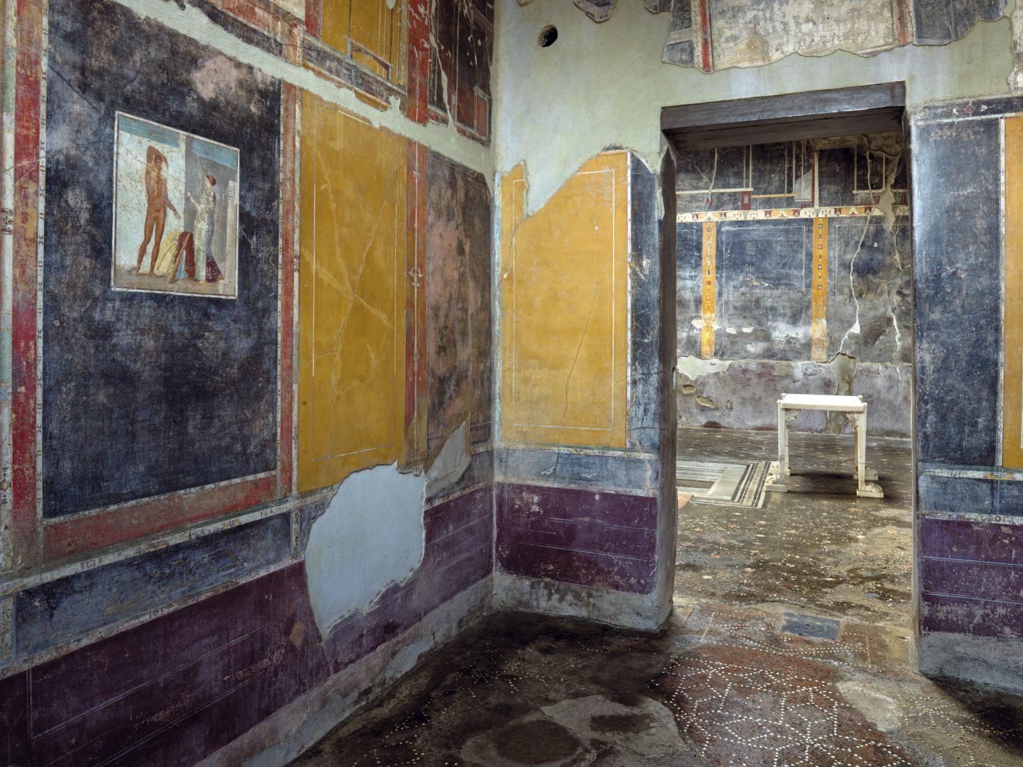 Marco Lucrezio Frontone V 4 a. Pompeii by Luigi Spina. Photography by Luigi Spina.