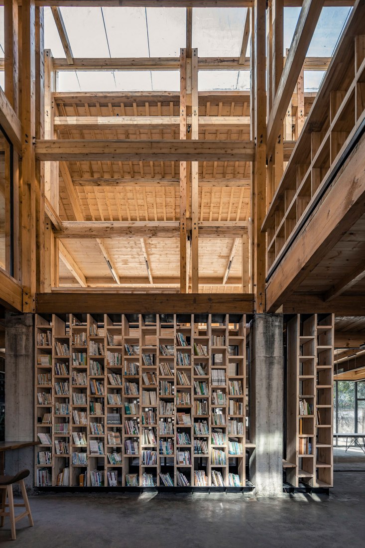 Centro comunitario en Yuanheguan por LUO Studio. Fotografía por Jin Weiqi