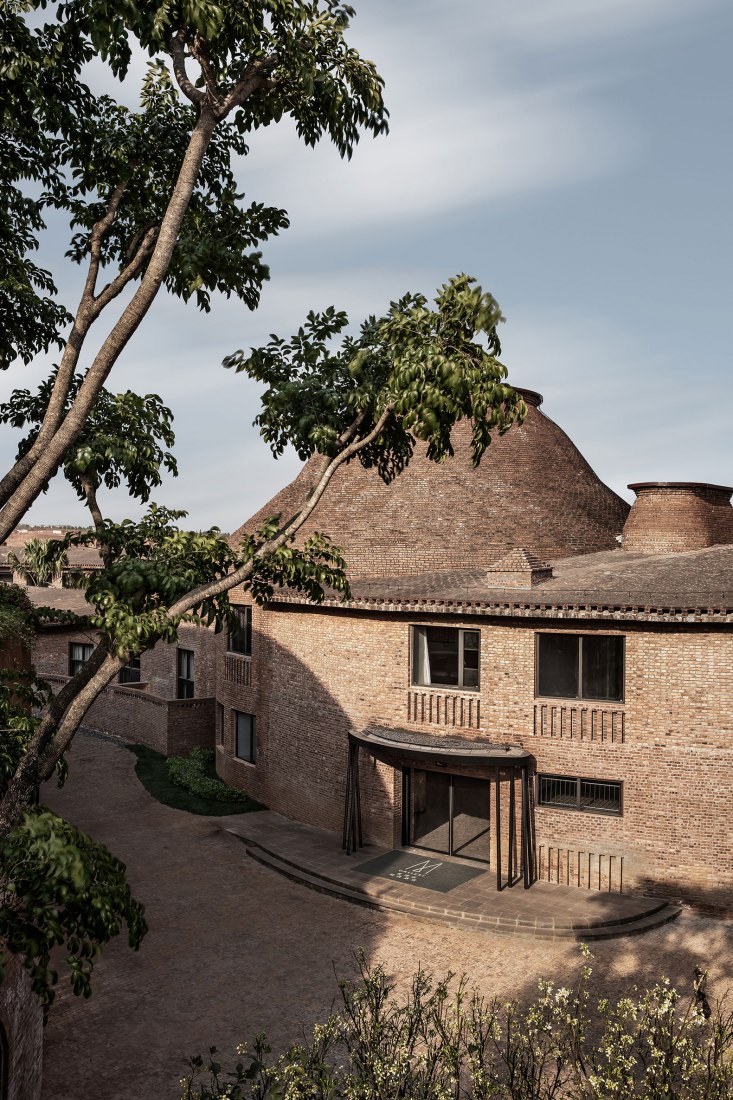 DongFengYun Hotel Mi'Le — MGallery by Luo Xu + CCD. Photograph by Wang Ting.