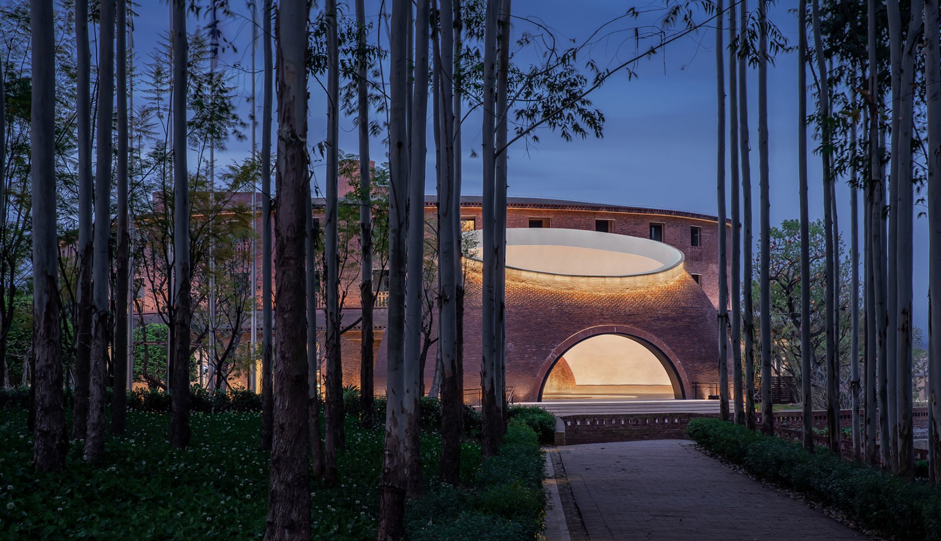 DongFengYun Hotel Mi'Le — MGallery by Luo Xu + CCD. Photograph by Wang Ting.