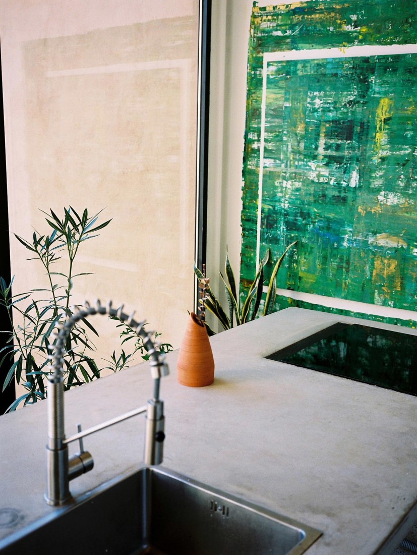 Collumpio House by MACH. Photograph by Del Rio Bani