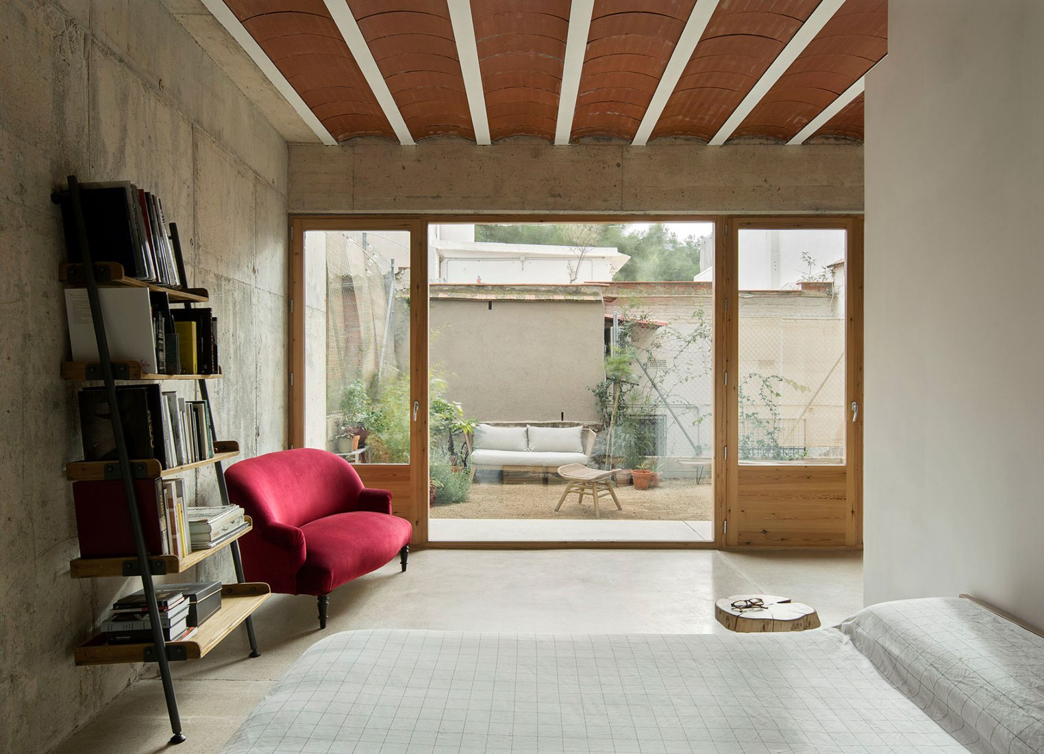 Collumpio House by MACH. Photograph by Del Rio Bani
