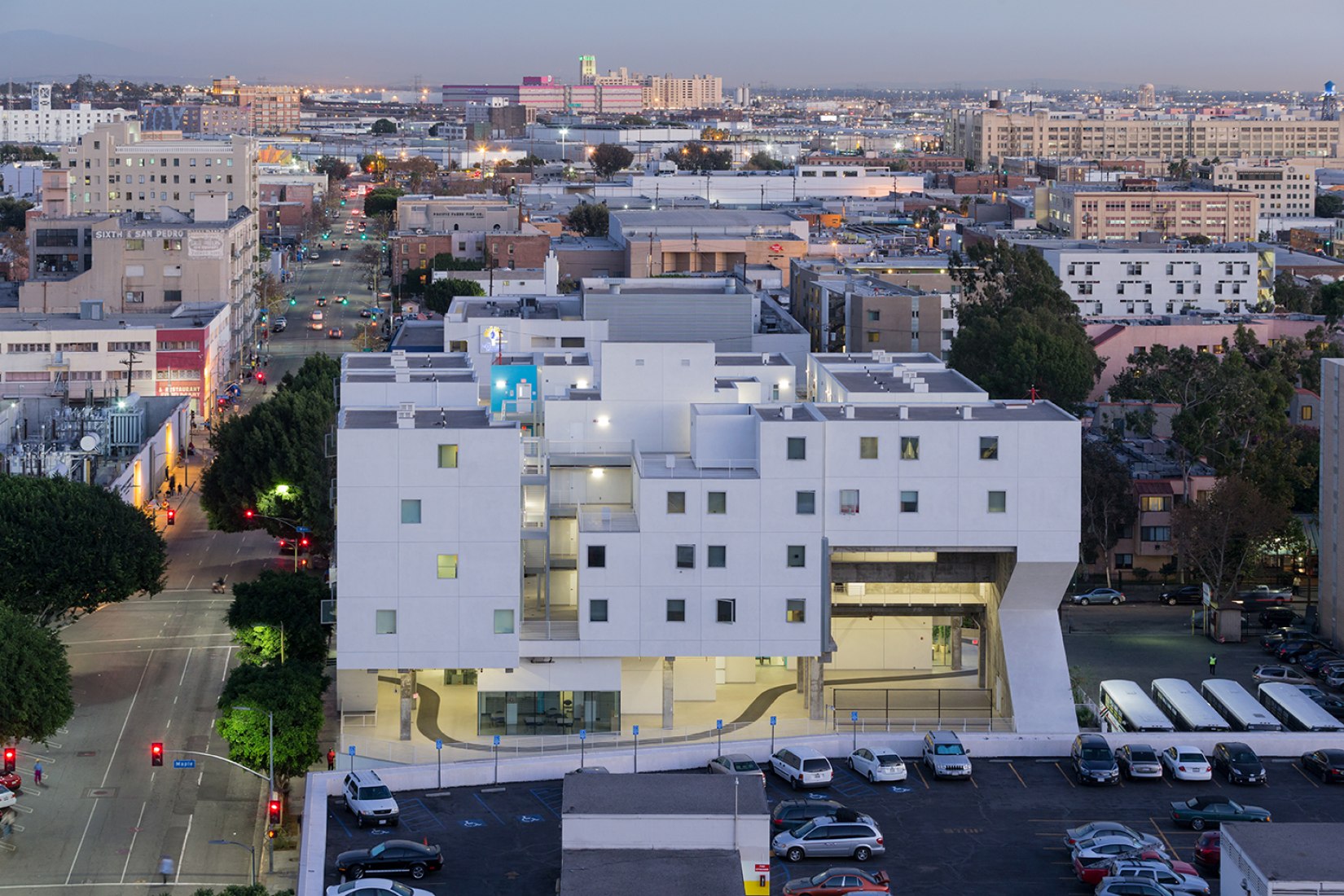 Star Apartments por Michael Maltzan finalista en los MCHAP 2014/2015