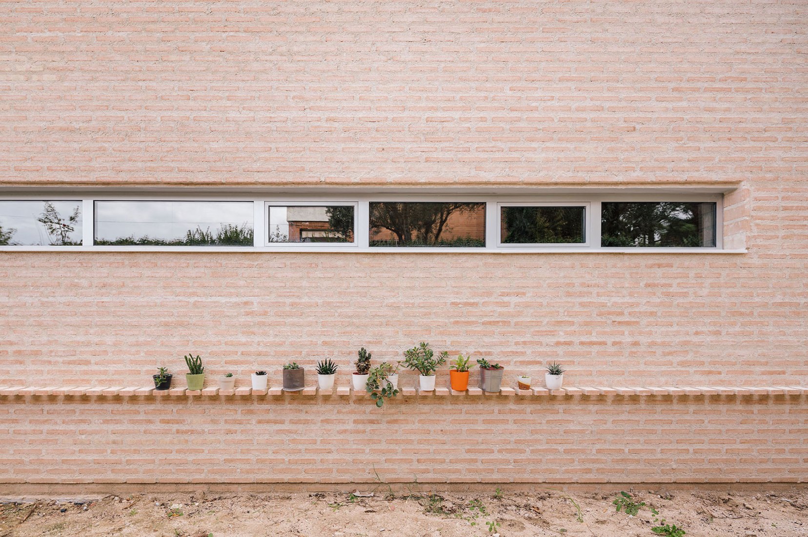 A three generation house in Boadilla del Monte by Malu de Miguel. Photograph by Imagen Subliminal (Miguel de Guzmán + Rocío Romero)