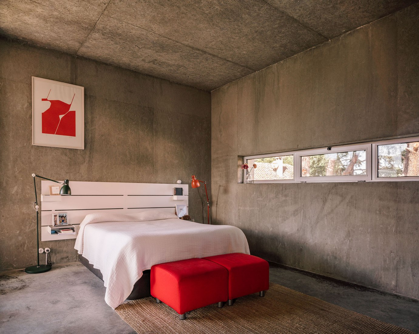 A three generation house in Boadilla del Monte by Malu de Miguel. Photograph by Imagen Subliminal (Miguel de Guzmán + Rocío Romero)