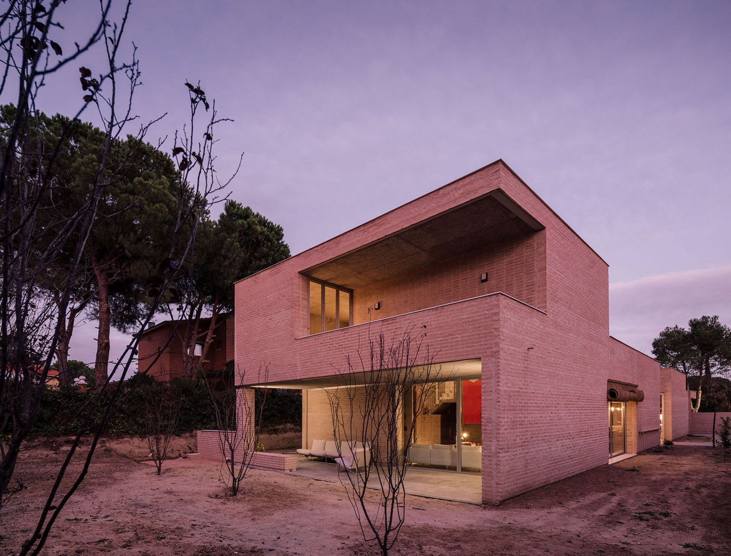 A three generation house in Boadilla del Monte by Malu de Miguel. Photograph by Imagen Subliminal (Miguel de Guzmán + Rocío Romero)