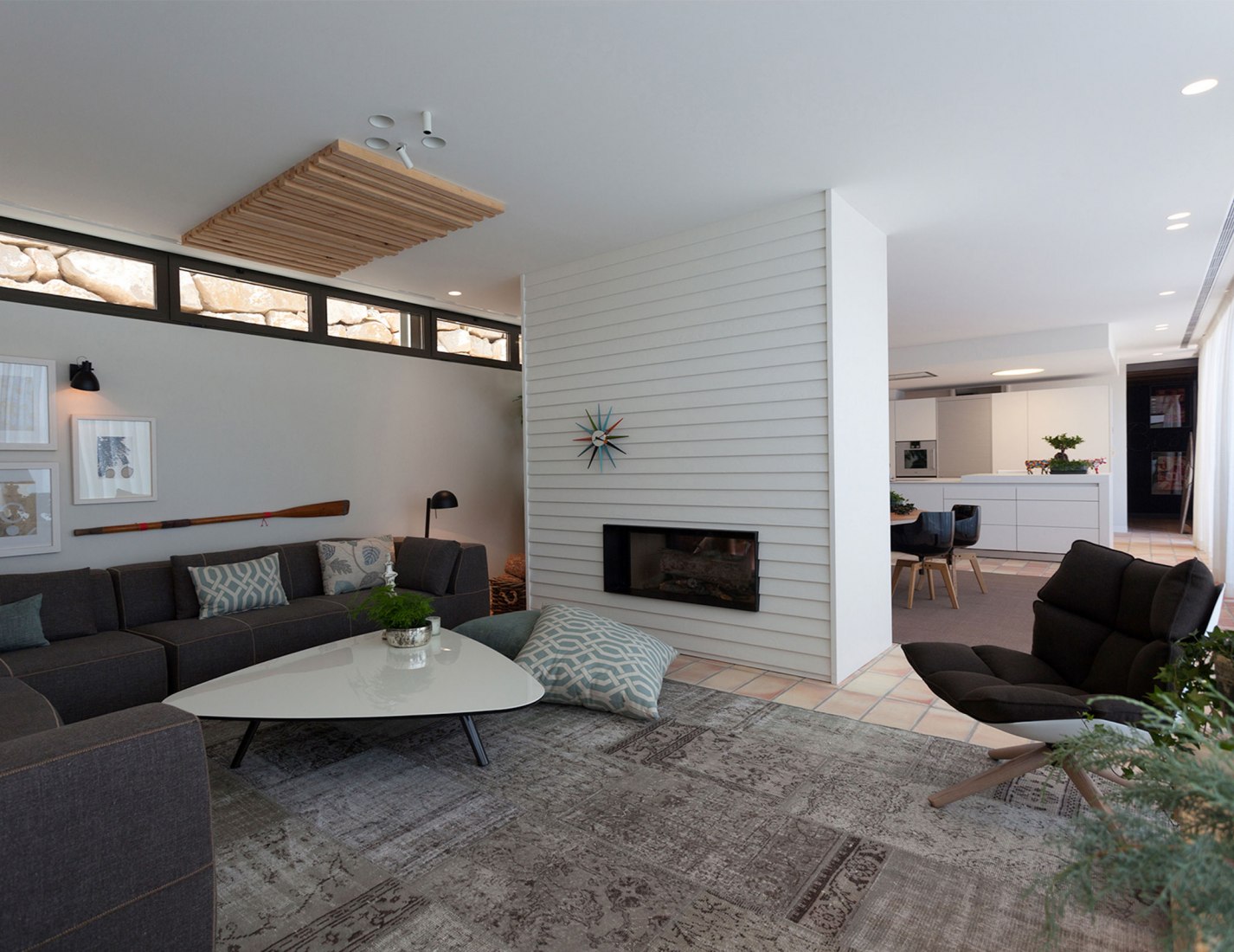 Interior view. El bosque 161, a single-family housing project by Mano de Santo. Photograph by Diego Opazo