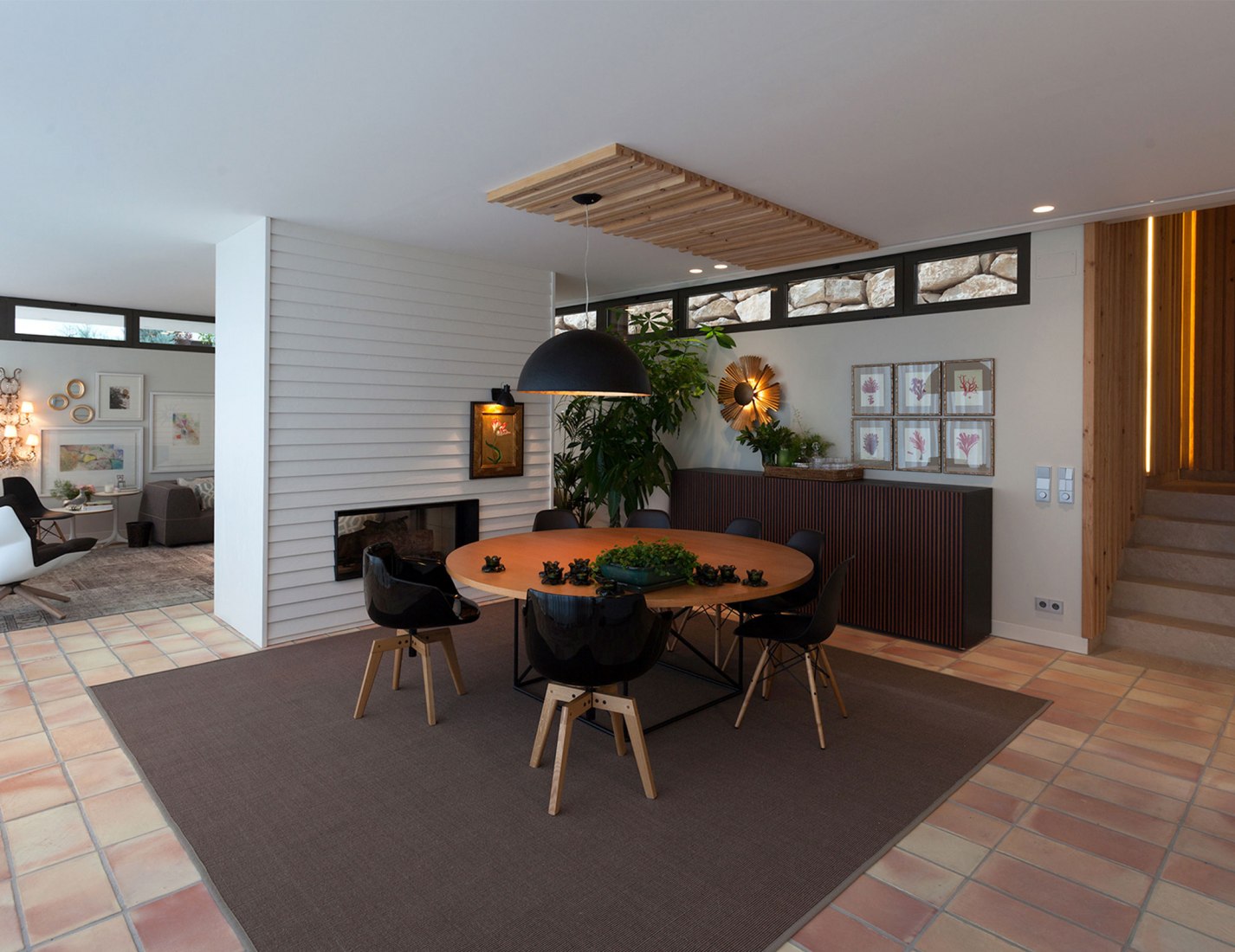 Interior view. El bosque 161, a single-family housing project by Mano de Santo. Photograph by Diego Opazo