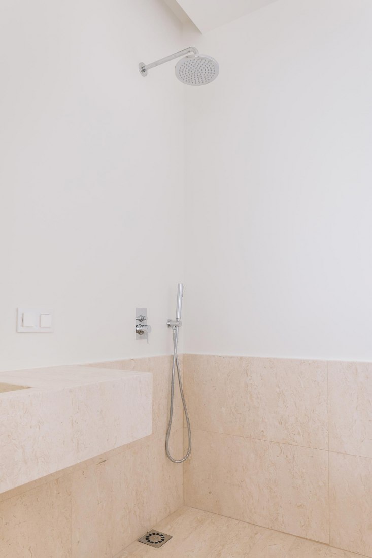 Apartamento na Lapa por Manuel Cachão Tojal. Fotografía por Francisco Nogueira 