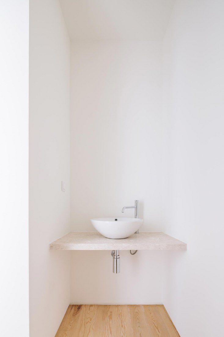 Apartamento na Lapa por Manuel Cachão Tojal. Fotografía por Francisco Nogueira 