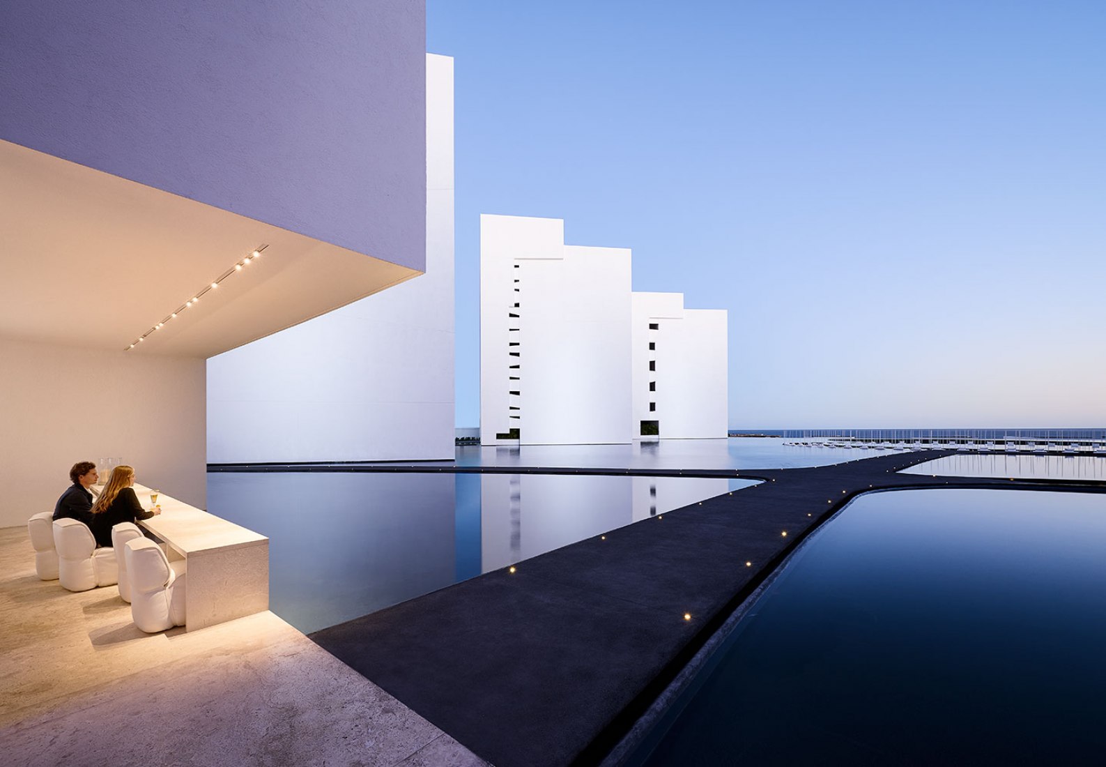 Vista exterior. Mar adentro por Miguel Ángel Aragonés. Fotografía © Joe Fletcher.