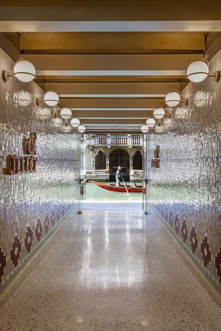 Cà Select Bar in Venice by Marcante-Testa. Photograph by Helenio Barbetta.