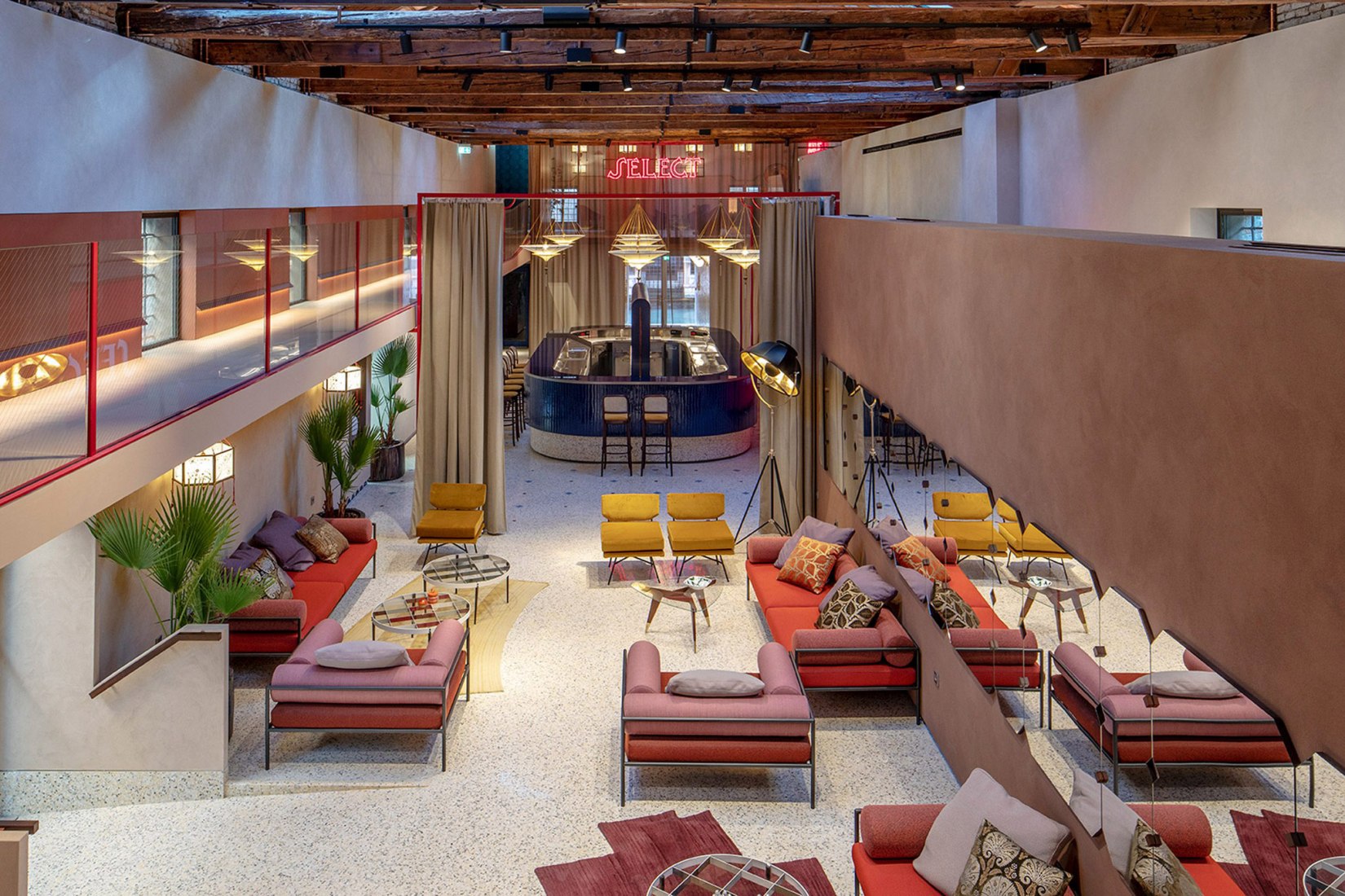 Cà Select Bar in Venice by Marcante-Testa. Photograph by Helenio Barbetta.