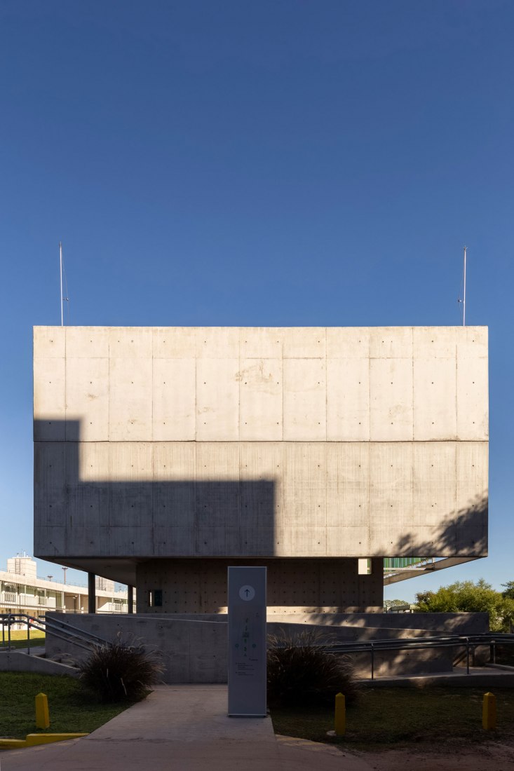 UNL-ATE University Residency Complex by Marcelo Saba. Photograph by Ramiro Sosa
