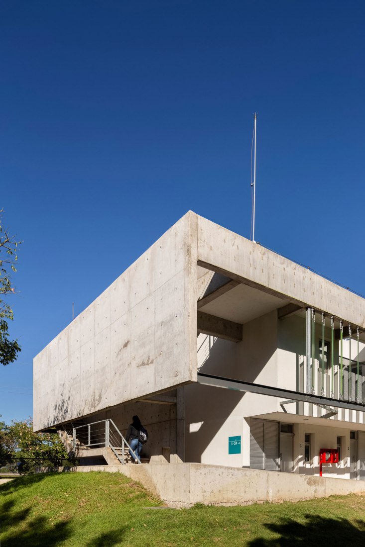 UNL-ATE University Residency Complex by Marcelo Saba. Photograph by Ramiro Sosa