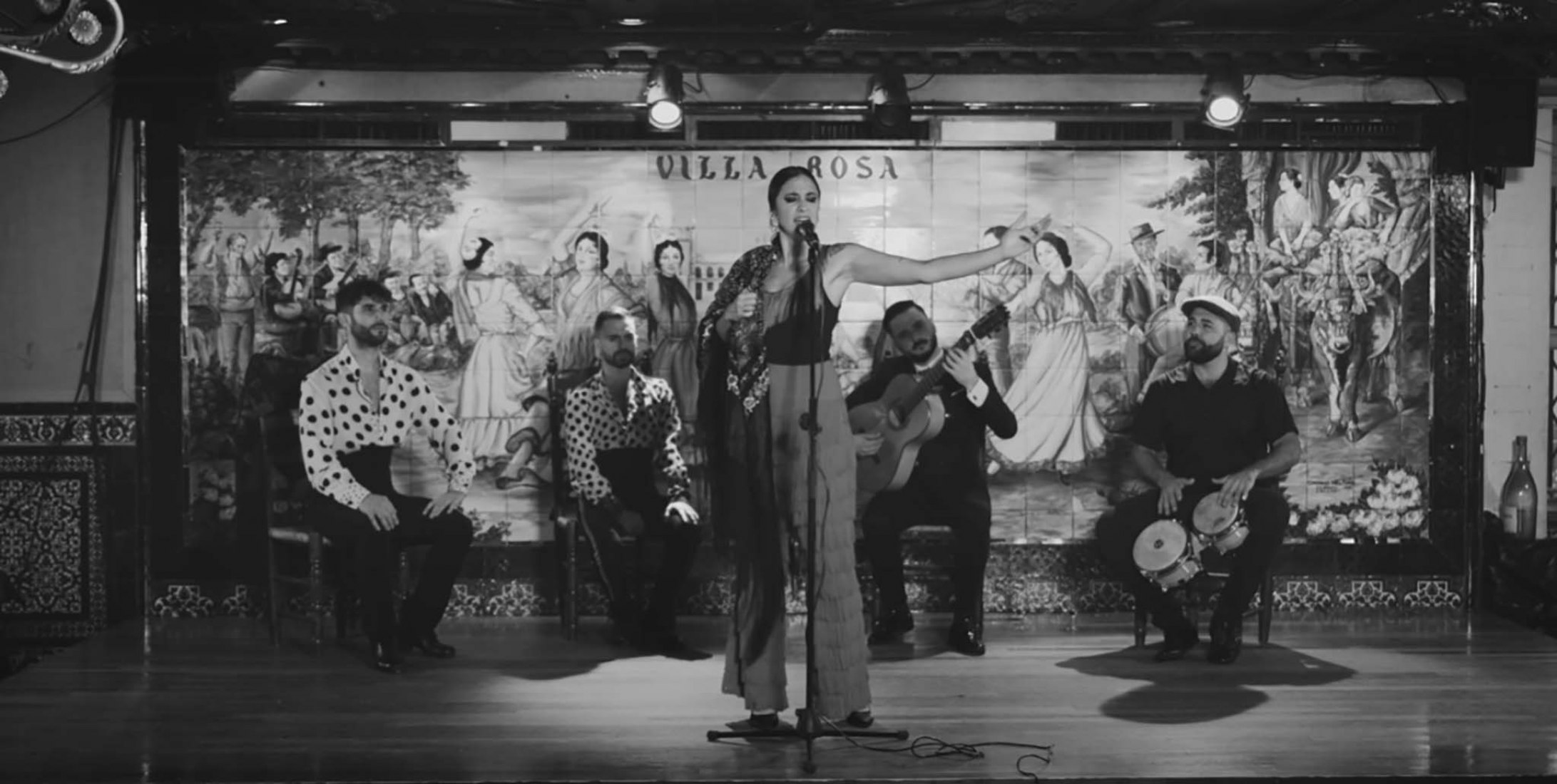 La Quería por María Peláe ft. Riki Rivera​