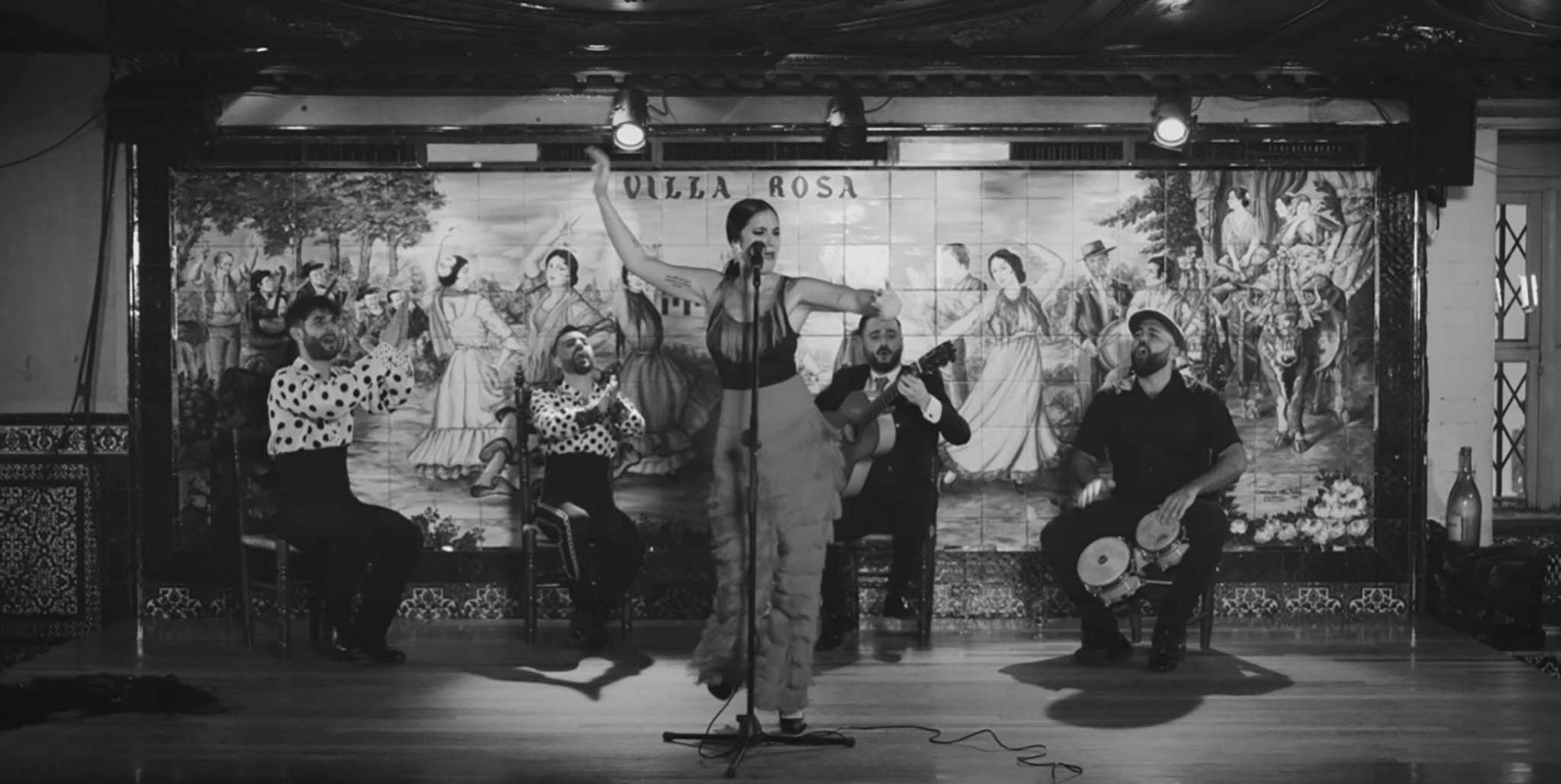 La Quería por María Peláe ft. Riki Rivera​