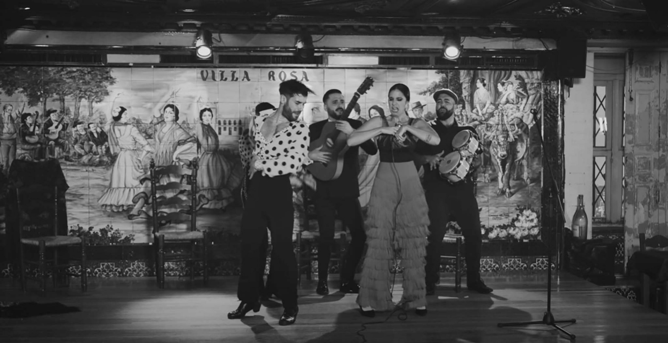 La Quería por María Peláe ft. Riki Rivera​