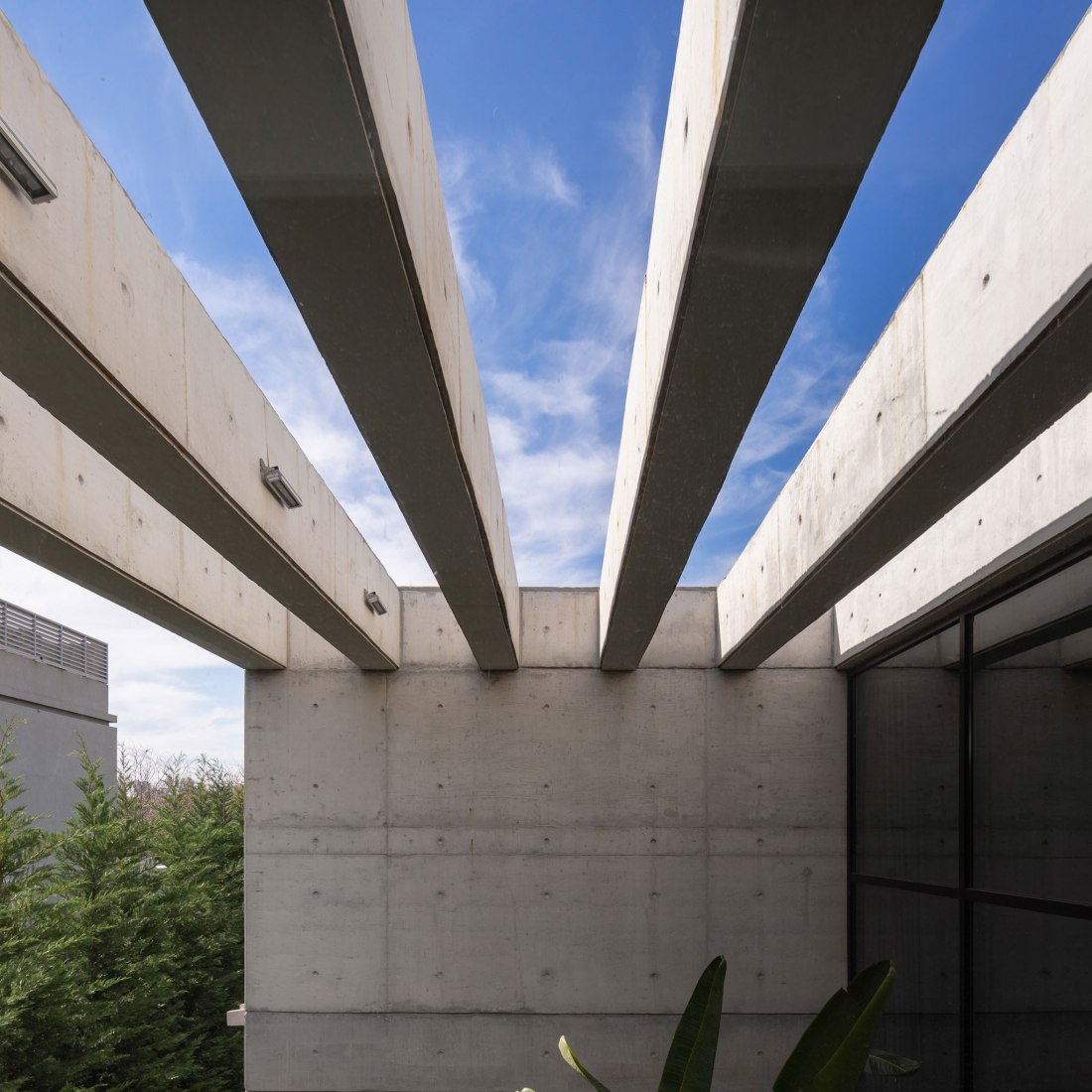 Golf House by Mariano Fiorentini. Photograph by Ramiro Sosa.