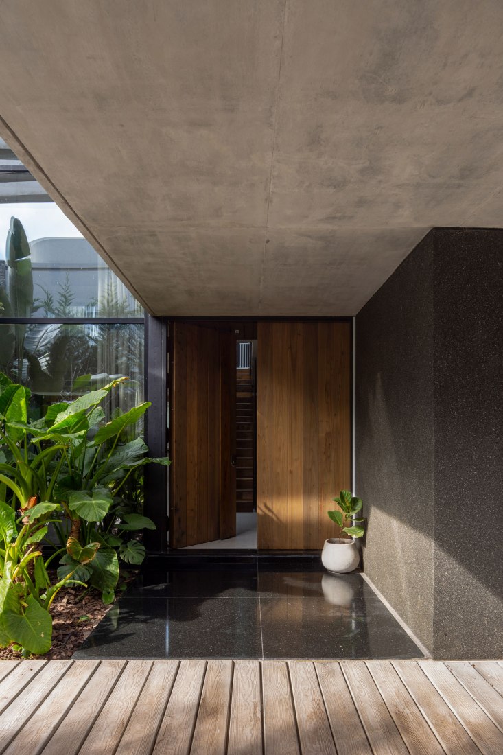 Golf House by Mariano Fiorentini. Photograph by Ramiro Sosa.