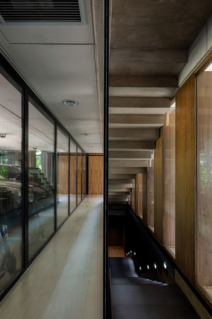 Duality and domestic balance. Golf House by Mariano Fiorentini | The ...