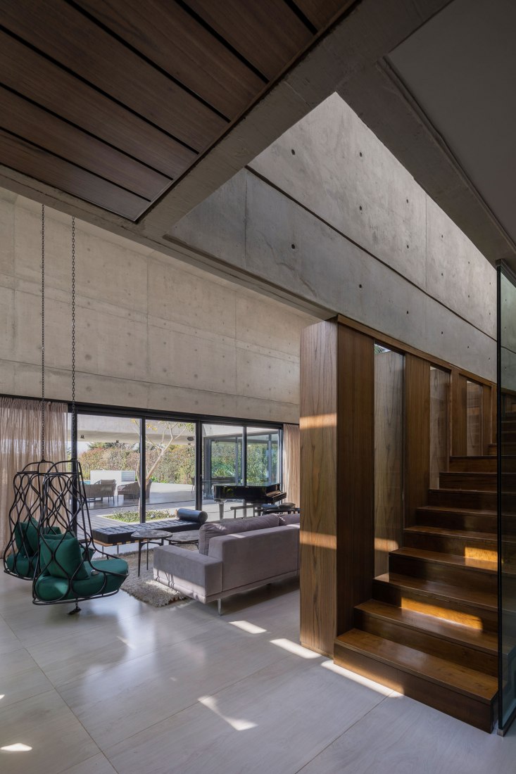 Golf House by Mariano Fiorentini. Photograph by Ramiro Sosa.