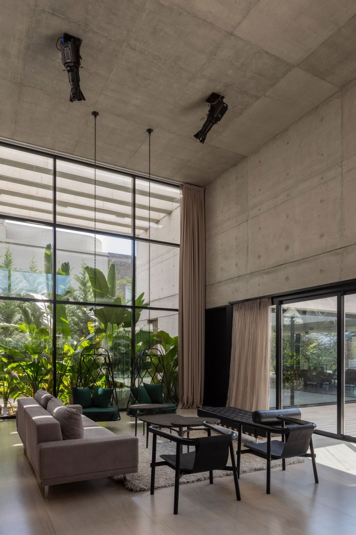 Golf House by Mariano Fiorentini. Photograph by Ramiro Sosa.