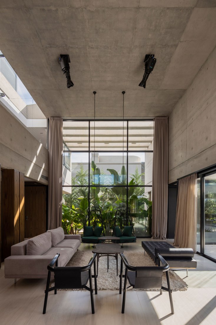 Golf House by Mariano Fiorentini. Photograph by Ramiro Sosa.