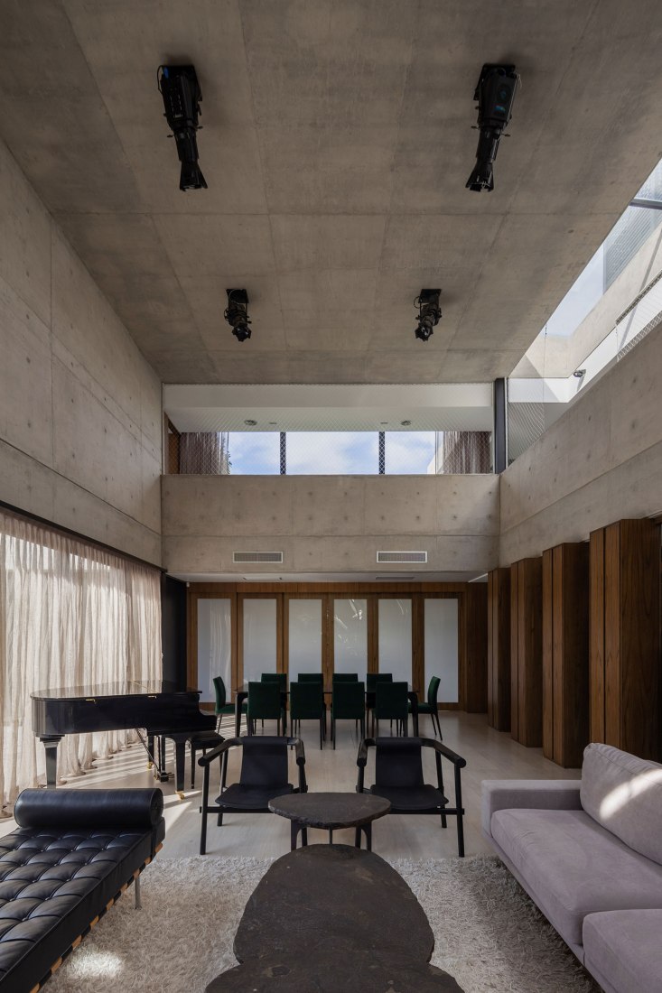 Golf House by Mariano Fiorentini. Photograph by Ramiro Sosa.