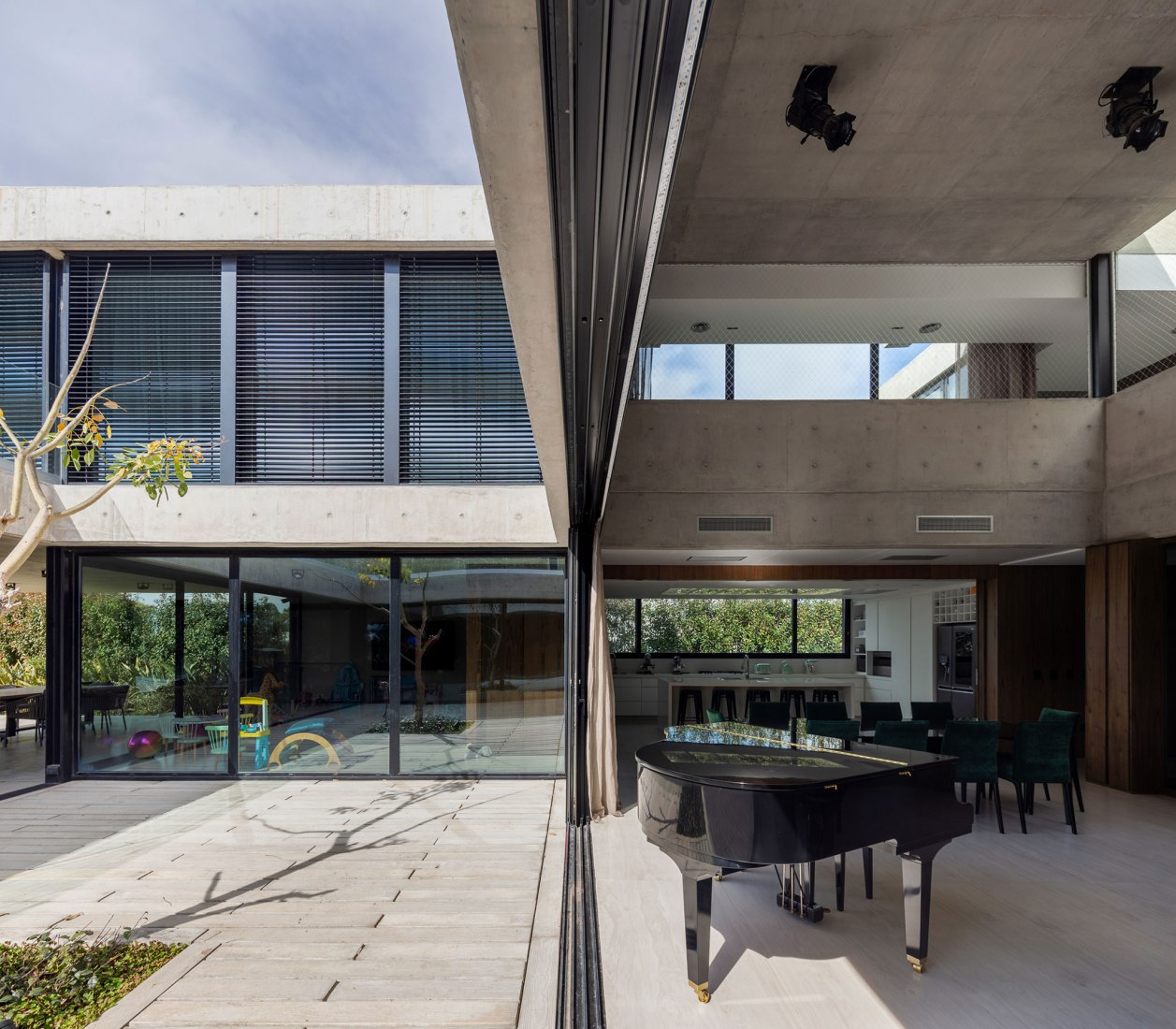 Golf House by Mariano Fiorentini. Photograph by Ramiro Sosa.