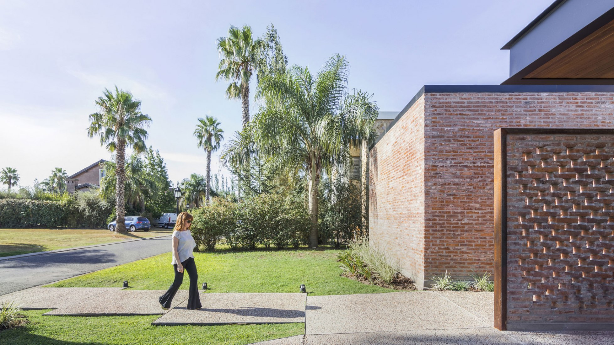 House in San Marino, Funes Hills by Mariel Suárez. Photograph by Ramiro Sosa