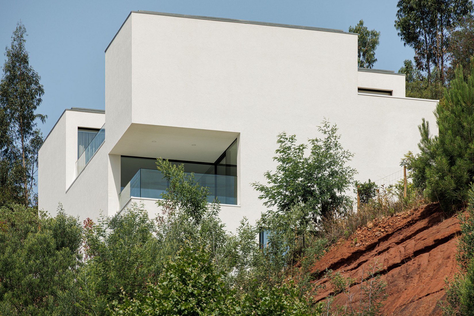 Casa JC por Mário Alves arquiteto. Fotografía por Ivo Tavares Studio.