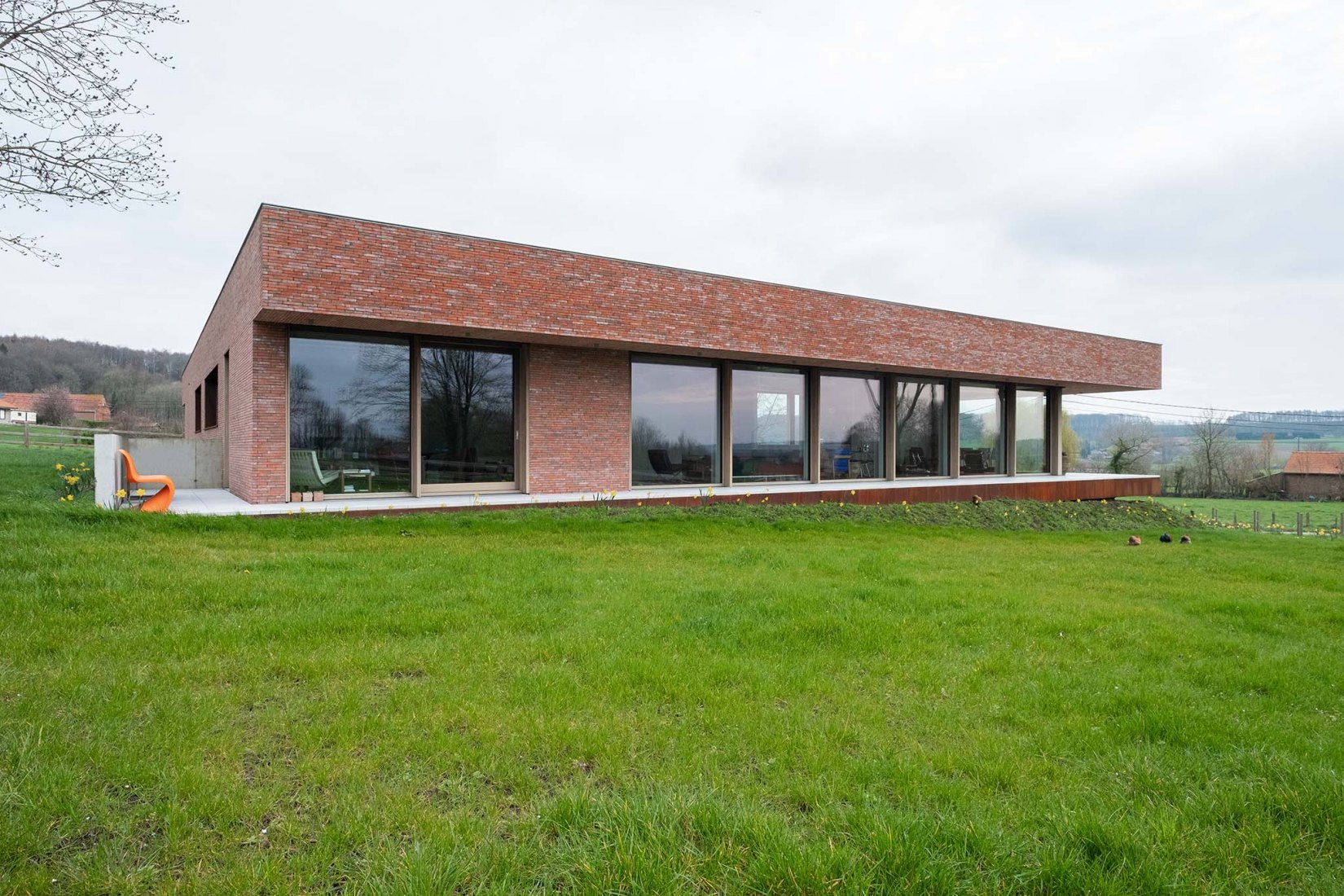 Villa V por Martens Van Caimere Architecten. Fotografía por Nick Cannaerts