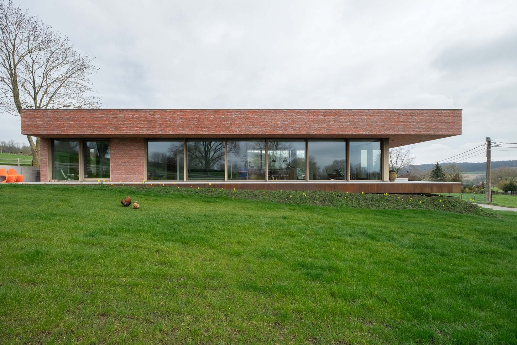 Villa V por Martens Van Caimere Architecten. Fotografía por Nick Cannaerts