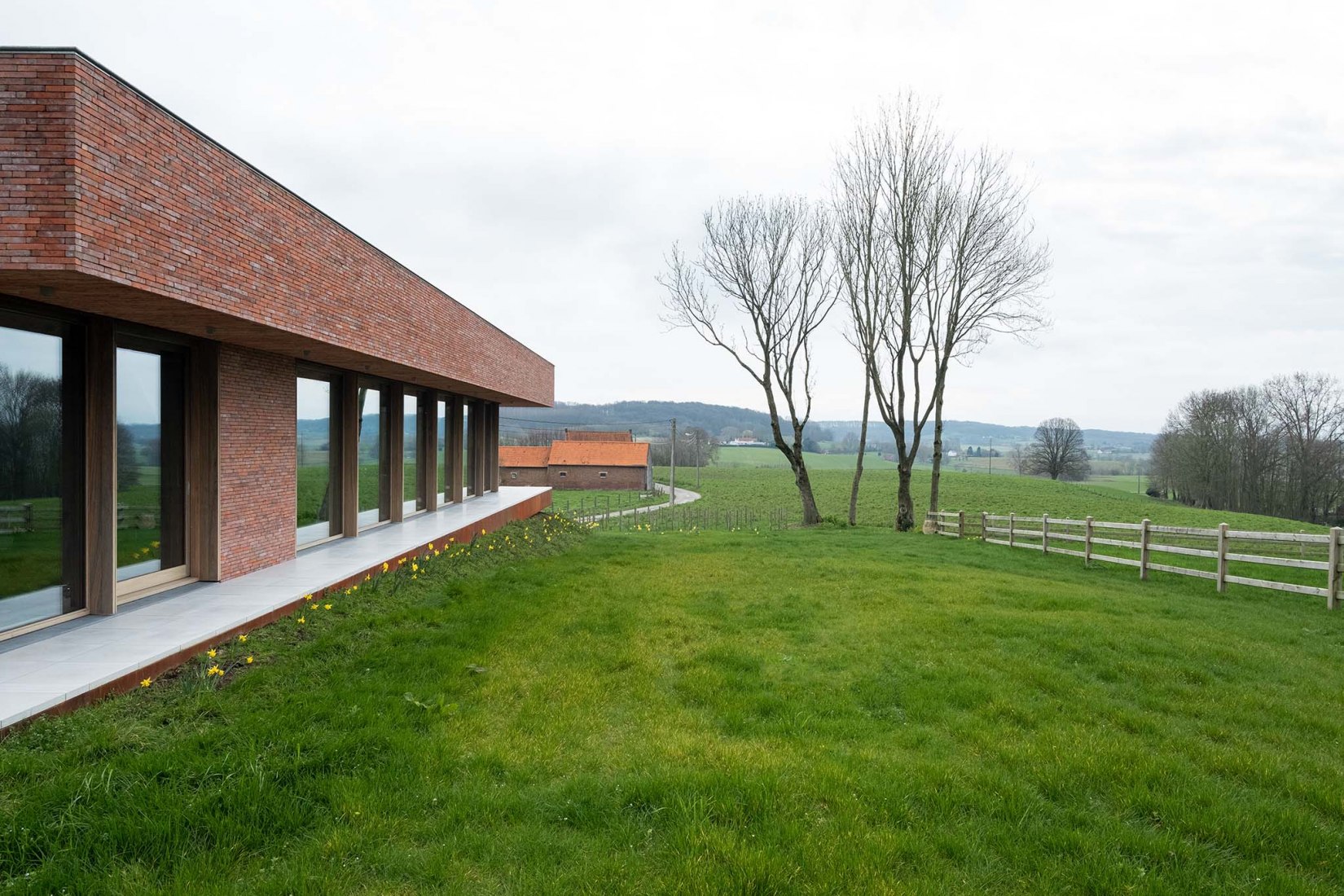 Villa V por Martens Van Caimere Architecten. Fotografía por Nick Cannaerts