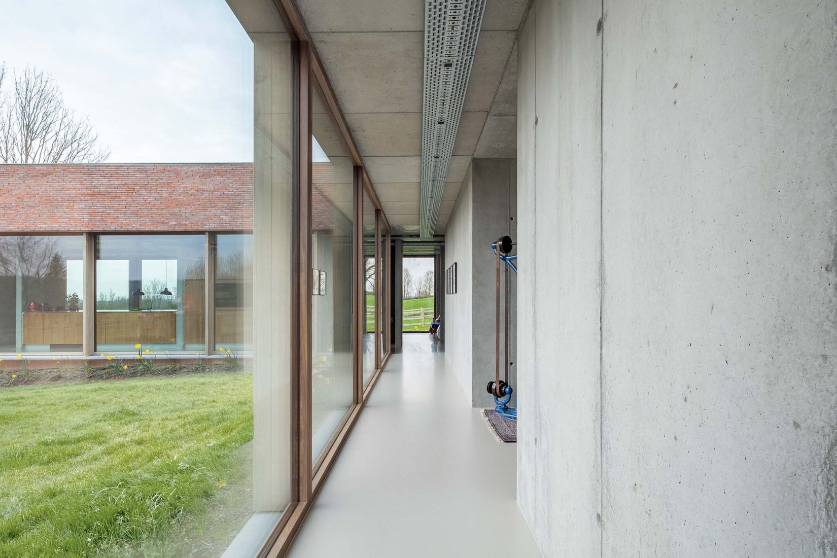 Villa V por Martens Van Caimere Architecten. Fotografía por Nick Cannaerts