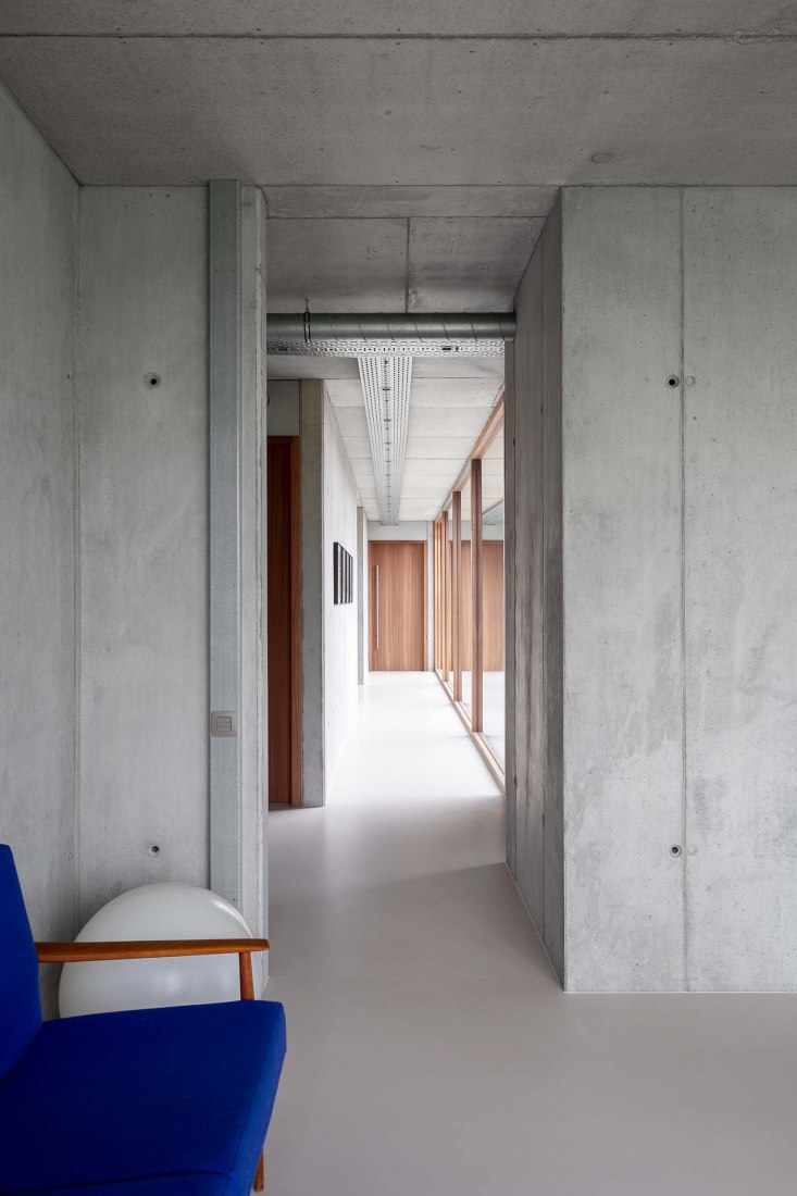 Villa V por Martens Van Caimere Architecten. Fotografía por Nick Cannaerts