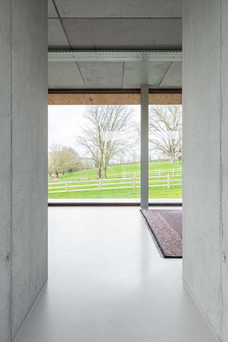 Villa V por Martens Van Caimere Architecten. Fotografía por Nick Cannaerts