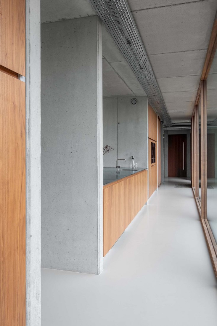 Villa V por Martens Van Caimere Architecten. Fotografía por Nick Cannaerts