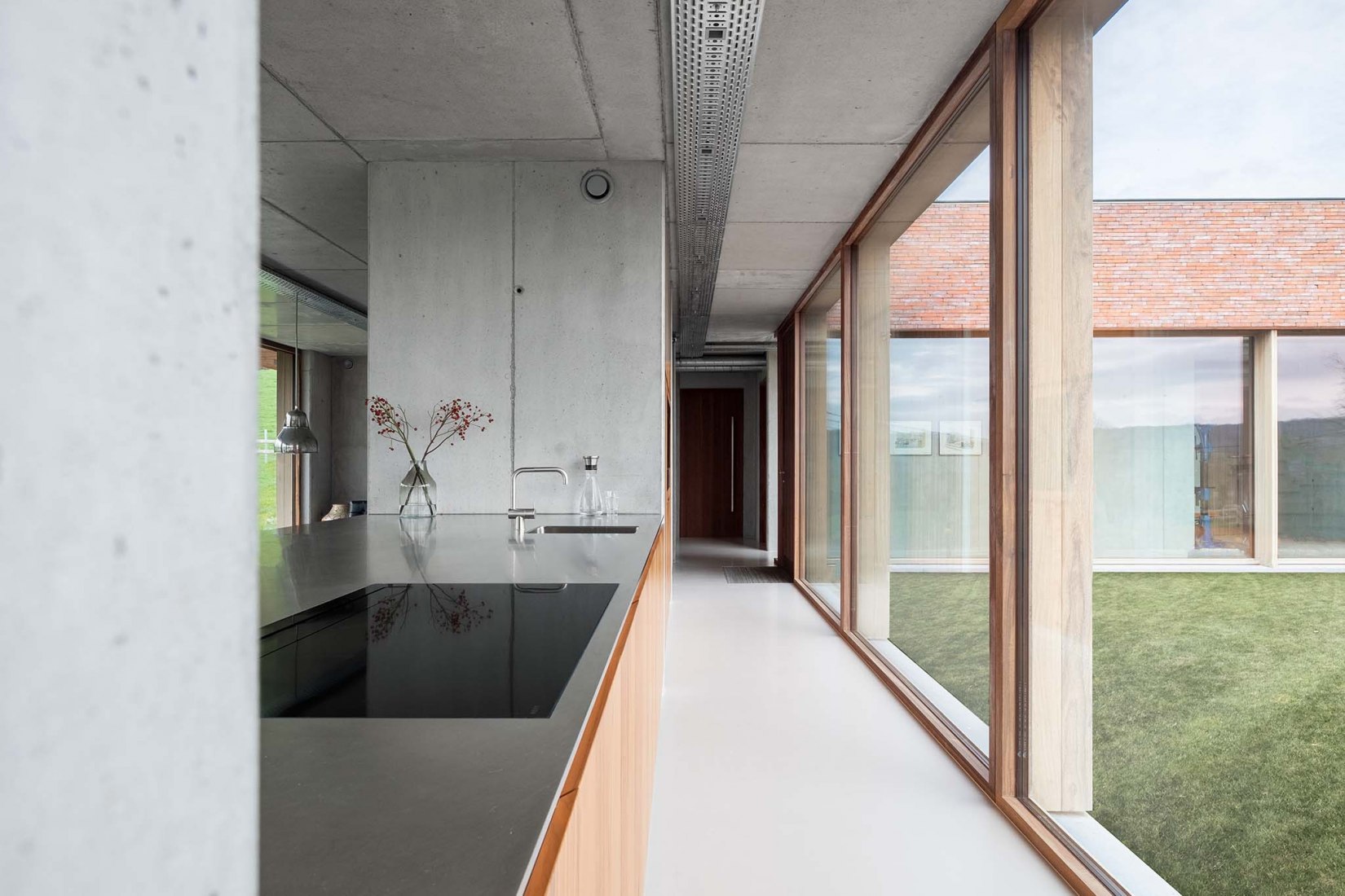 Villa V por Martens Van Caimere Architecten. Fotografía por Nick Cannaerts