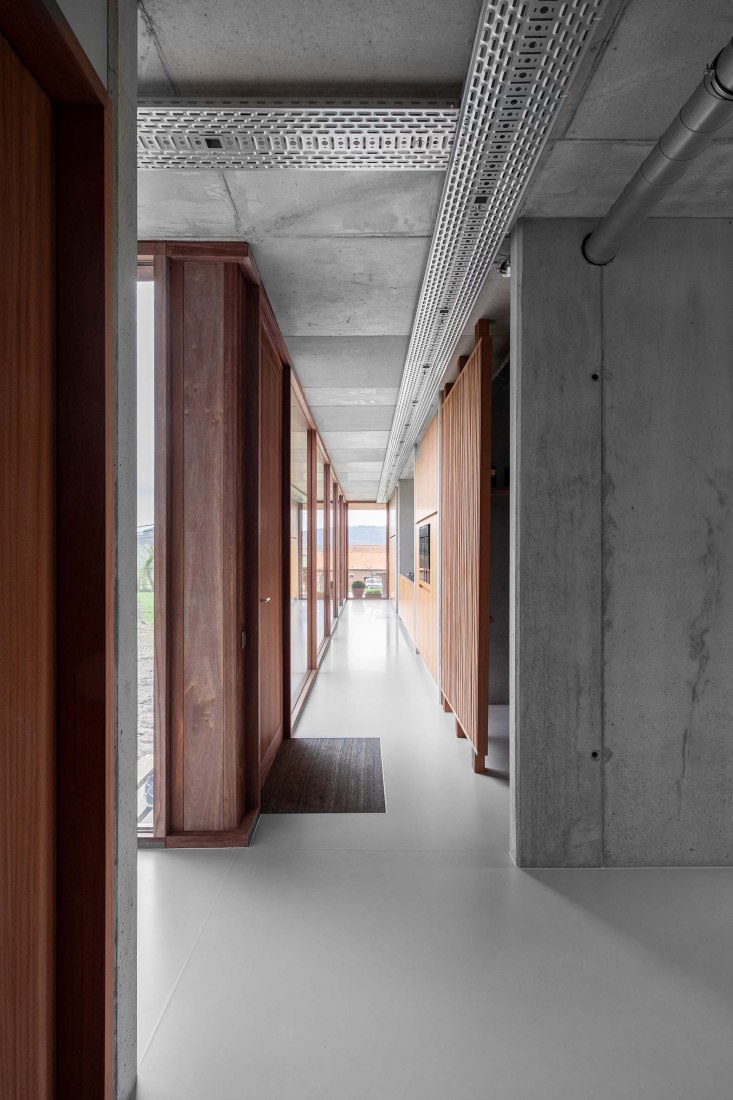 Villa V por Martens Van Caimere Architecten. Fotografía por Nick Cannaerts