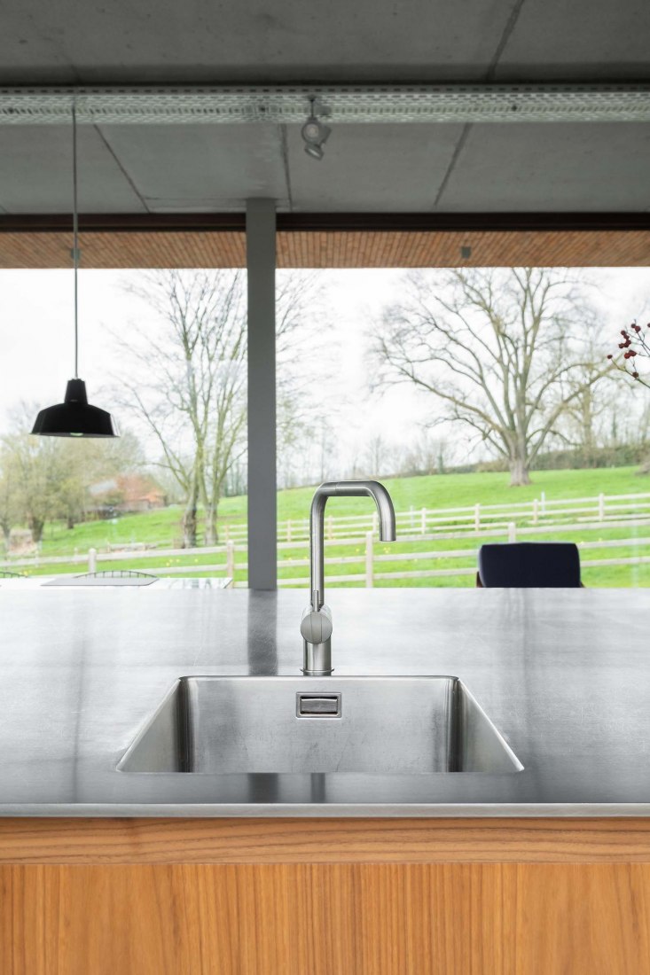 Villa V por Martens Van Caimere Architecten. Fotografía por Nick Cannaerts