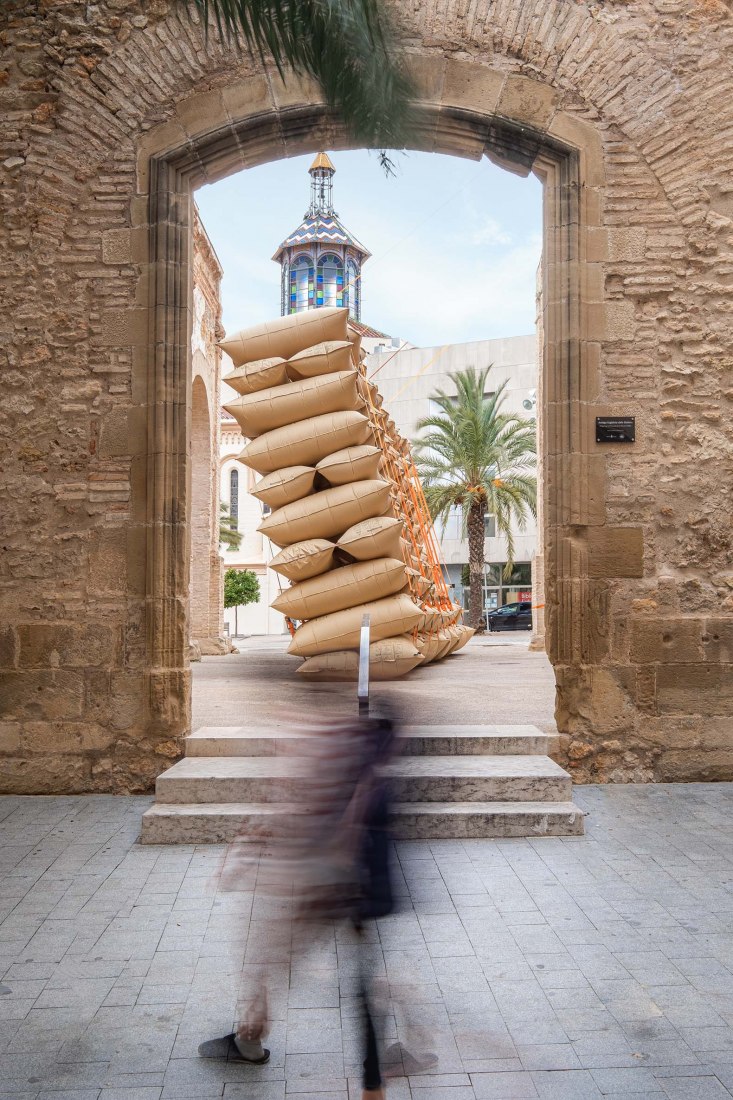 Desplome by Martillo Neumático. Photograph by Antonio Bouzas Barcala