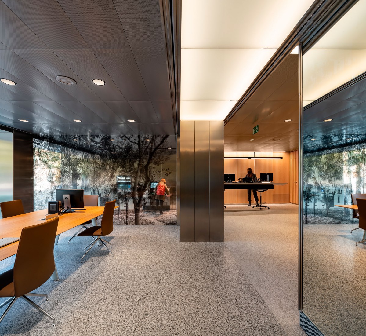 Espacio Banc Sabadell por mateo arquitectura. Fotografía por Pedro Pegenaute.