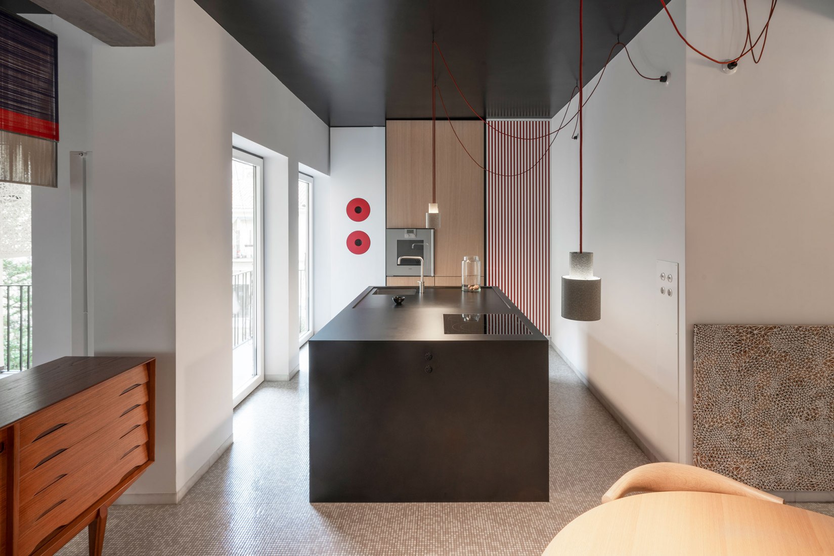 Renovación de un despacho en Madrid por Matilde Peralta del Amo. Fotografía por Luis Asin.