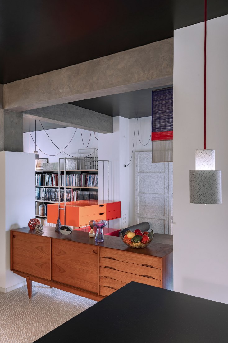 Renovación de un despacho en Madrid por Matilde Peralta del Amo. Fotografía por Luis Asin.